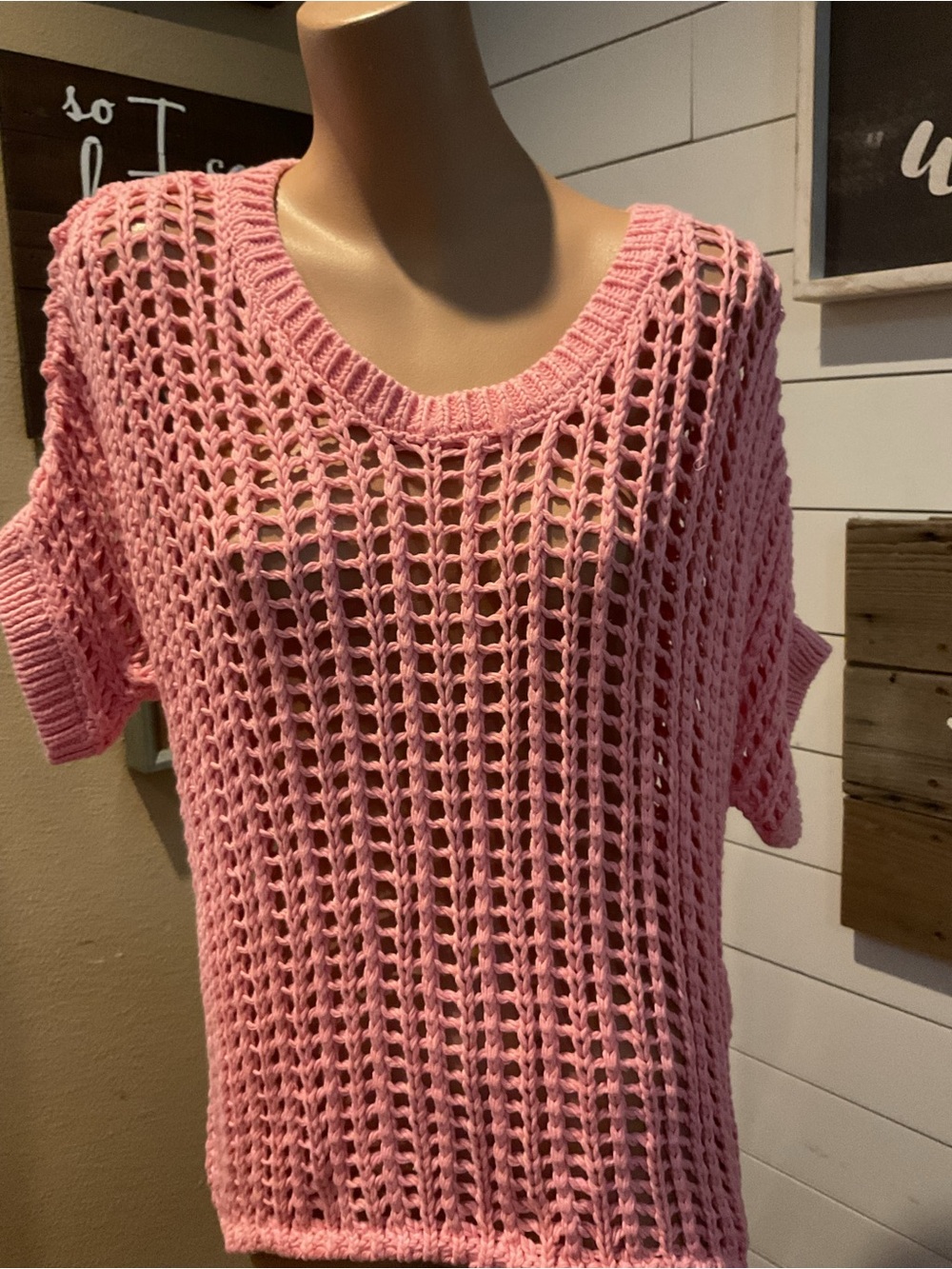 Zenana Fish Net Short Sleeve Pink Crochet Knit Sweater  Women’s Size S/M NWT